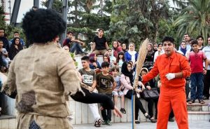 نخستین جشنواره تئاتر خیابانی «تئاتر کنار مردم» برگزار می شود