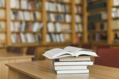 فروش ۳۰۰ میلیون تومانی کتاب در اولین روز طرح پائیزه کتاب در استان خراسان رضوی